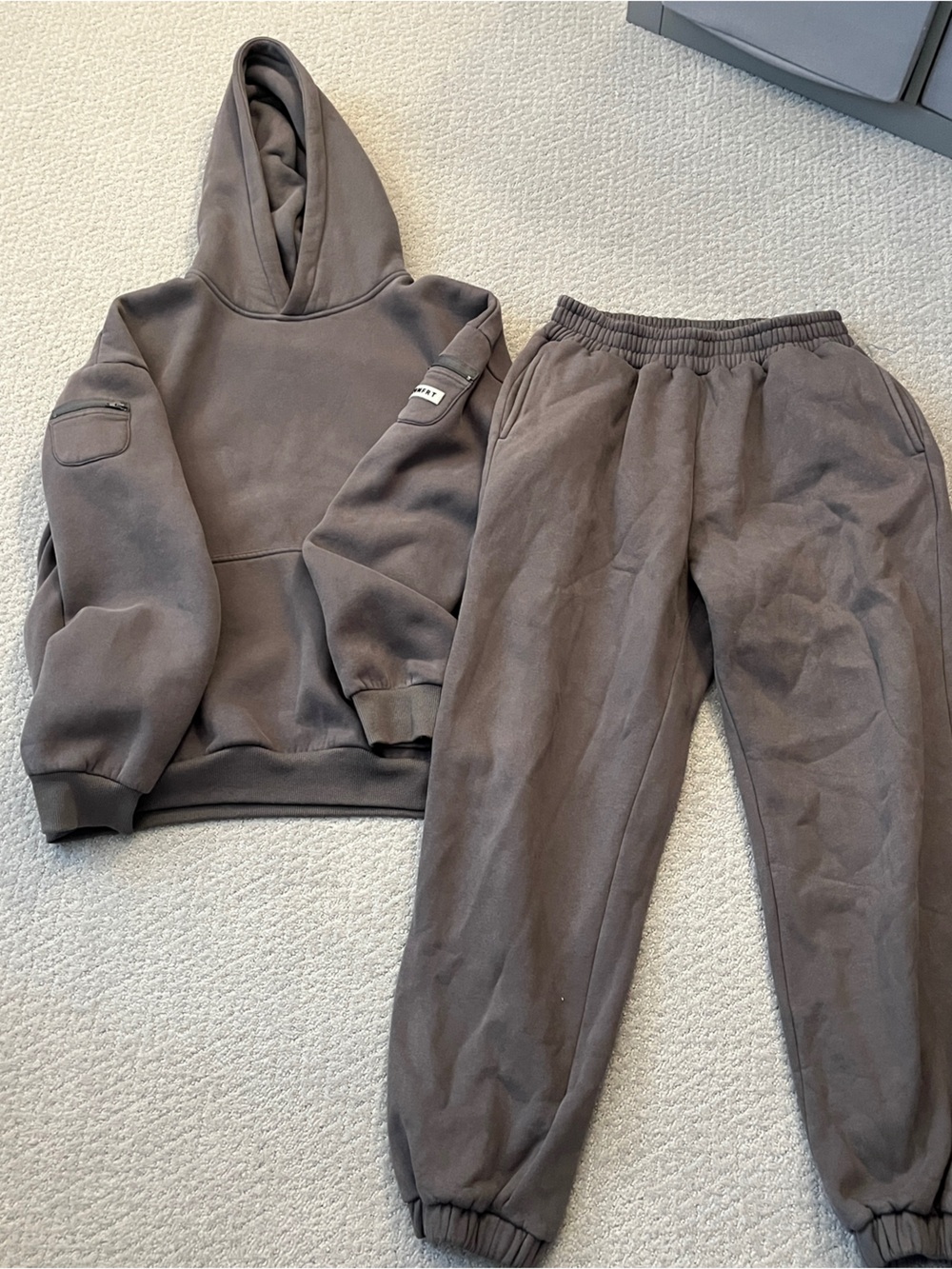 Comfrt Travel Hoodie and sweatpants set- Gray - Picture 5 of 9